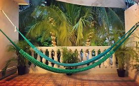 CASA TROPICAL Excelente ubicacion WIFI Terrazas AC